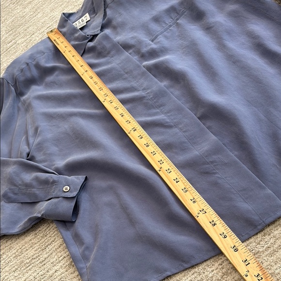 2567 100% Silk Long Sleeve Hidden Button Down Shirt Womens Size 12 Dusty Blue - Picture 4 of 12